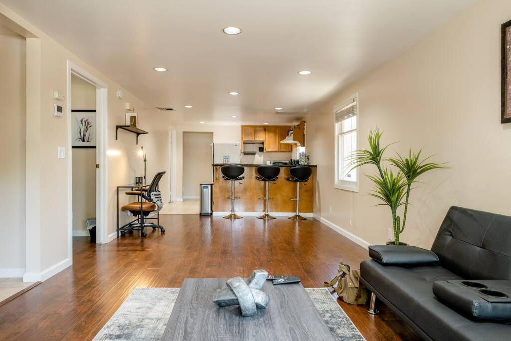 *2Bdr Victorian Home Away From Home - *Central Loc 새크라멘토 외부 사진